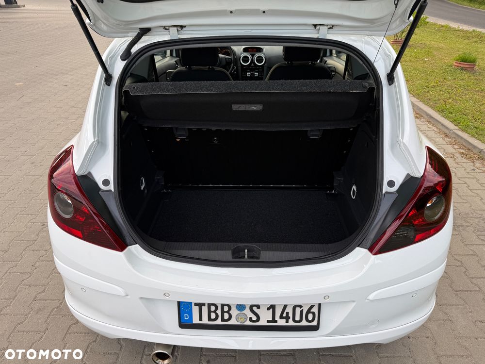 Opel Corsa 1.4 16V Sport - 10