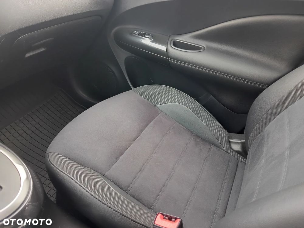 Nissan Juke 1.6 N-Connecta Xtronic - 10