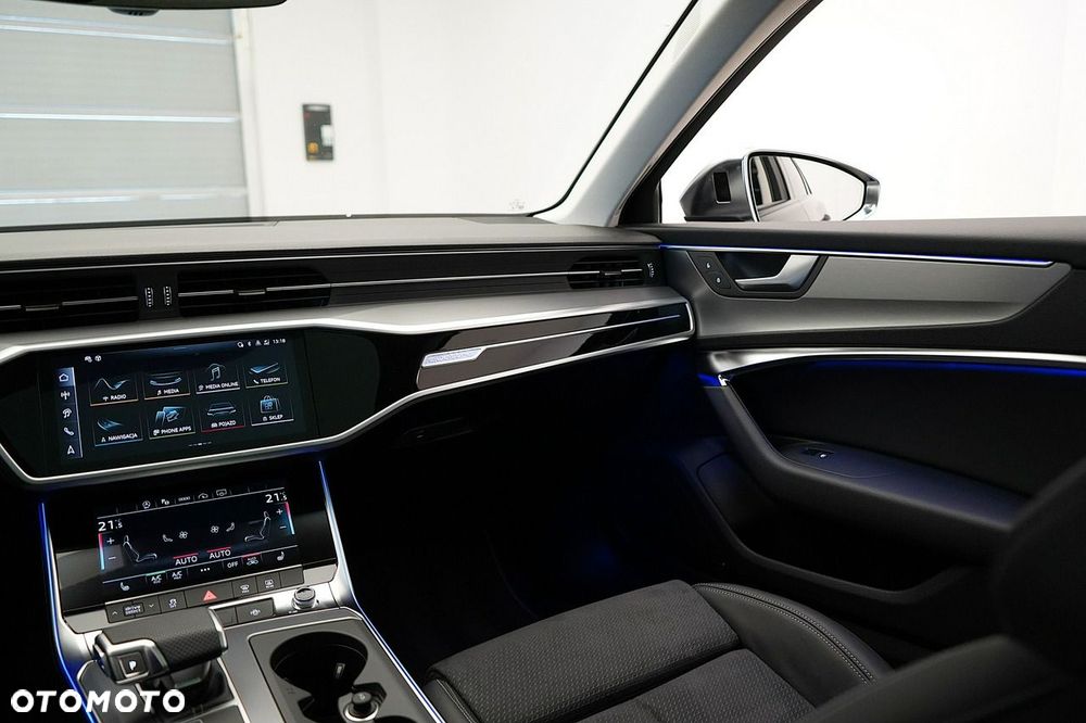 Audi S6 Avant - 24