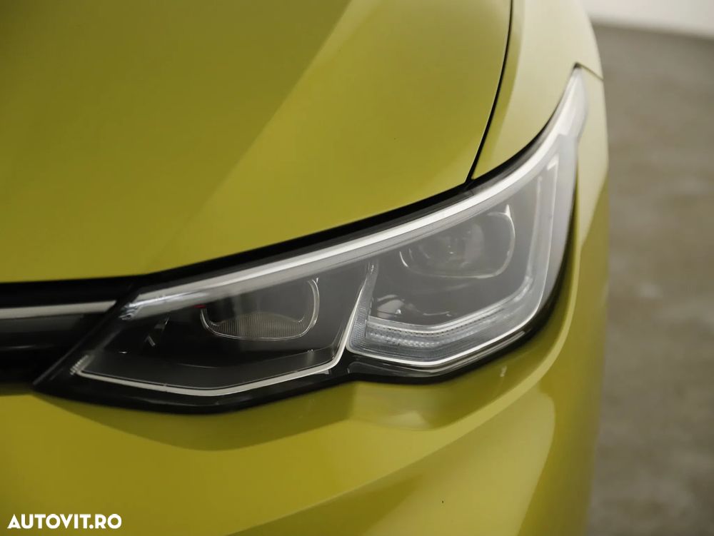 Volkswagen Golf 1.5 eTSI ACT DSG MHEV Style - 28