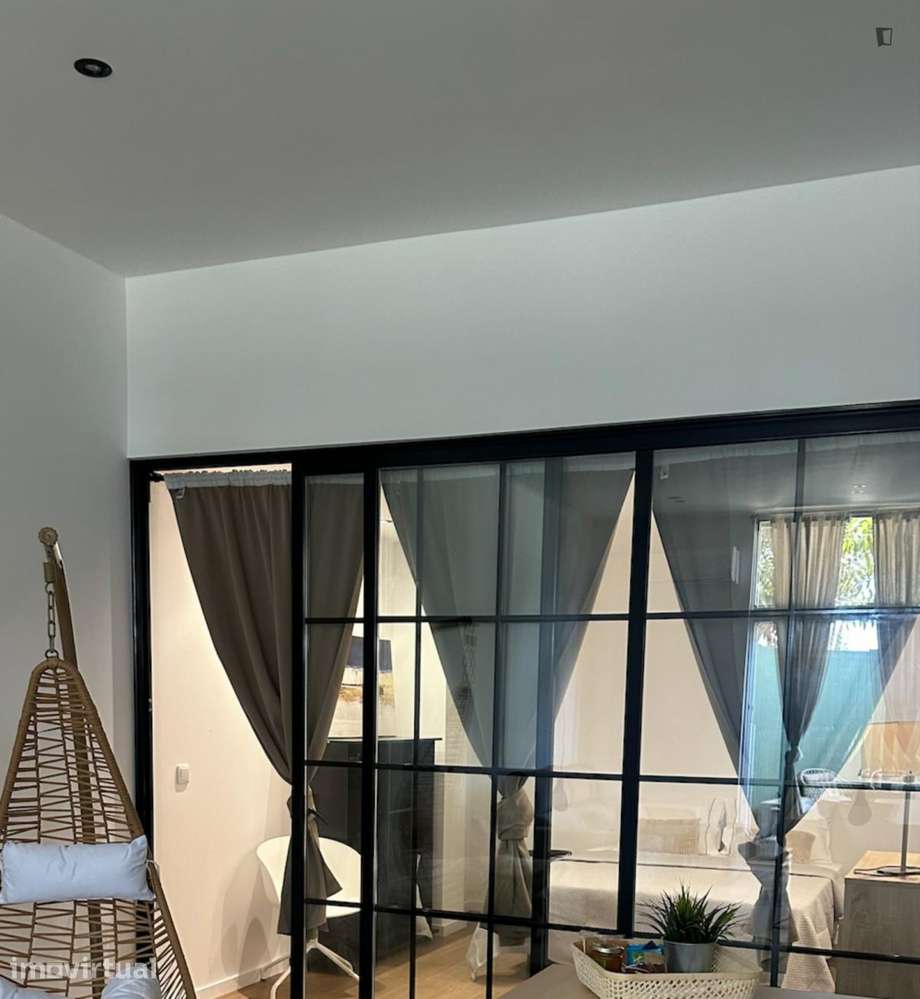 Apartamento com 1 quartos - localizado em Portimao - Grande imagem: 2/12