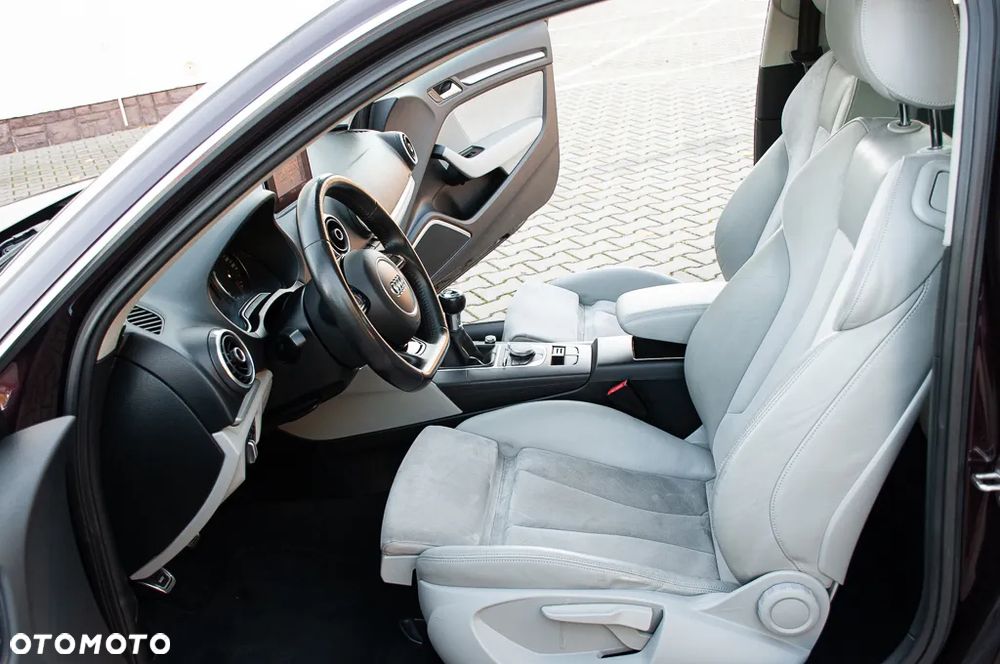 Audi A3 3-drzwiowe 1.8 TFSI S line Sportpaket - 26