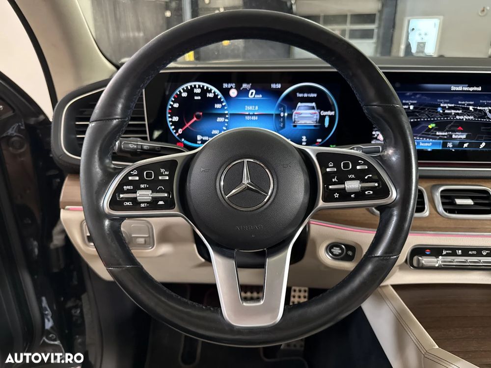 Mercedes-Benz GLS - 19