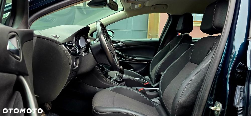 Opel Astra 1.4 Turbo Innovation - 26