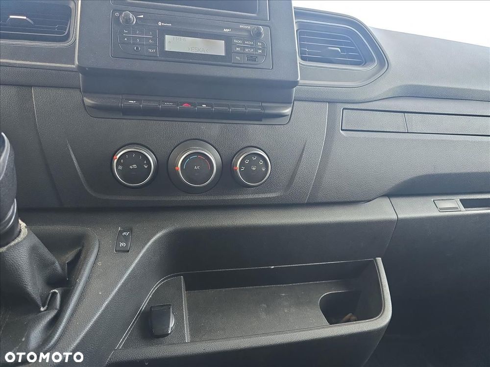 Renault master - 12