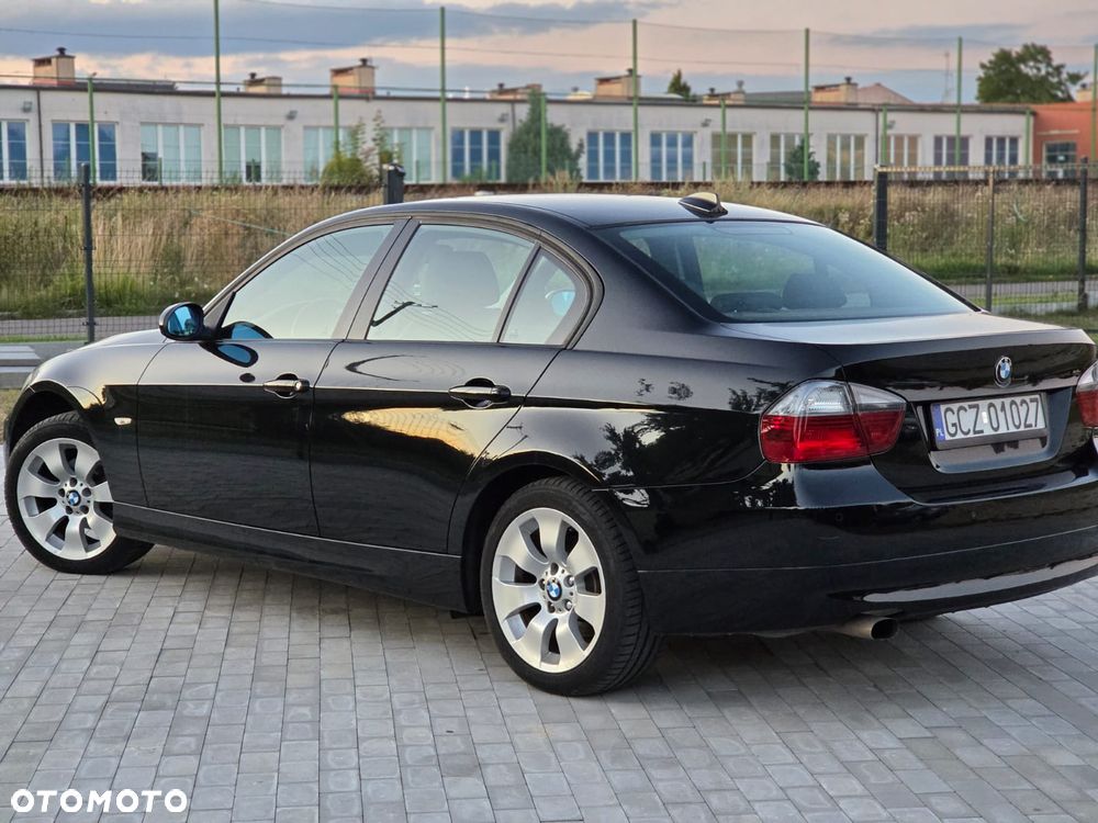 BMW Seria 3 - 27