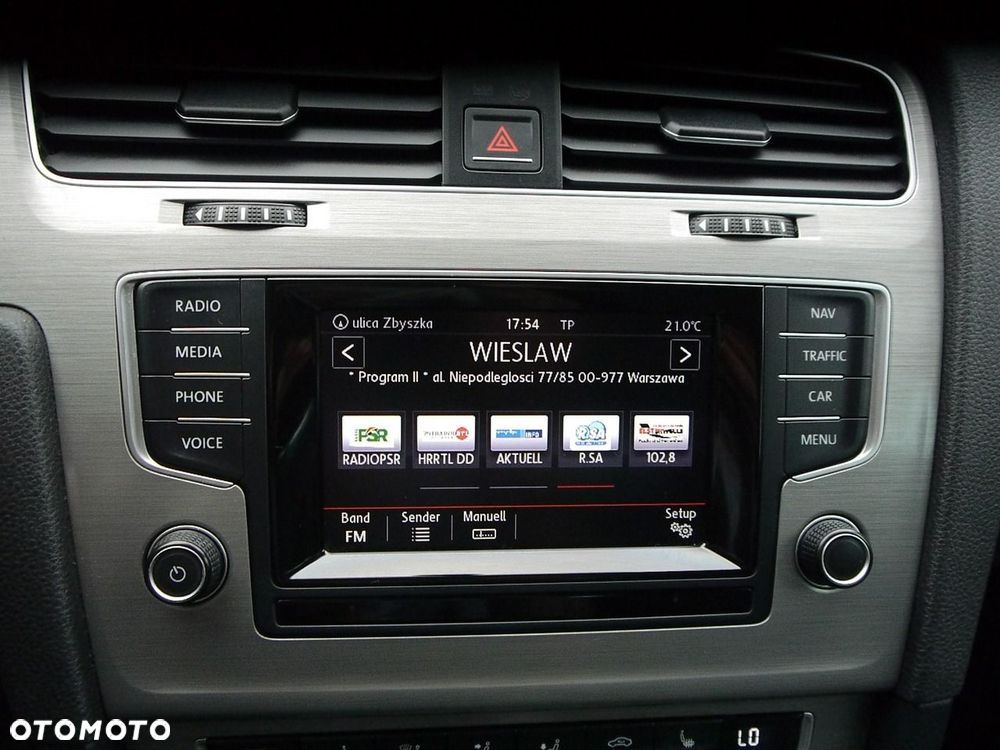 Volkswagen Golf 1.6 TDI BlueMotion Technology Comfortline - 20