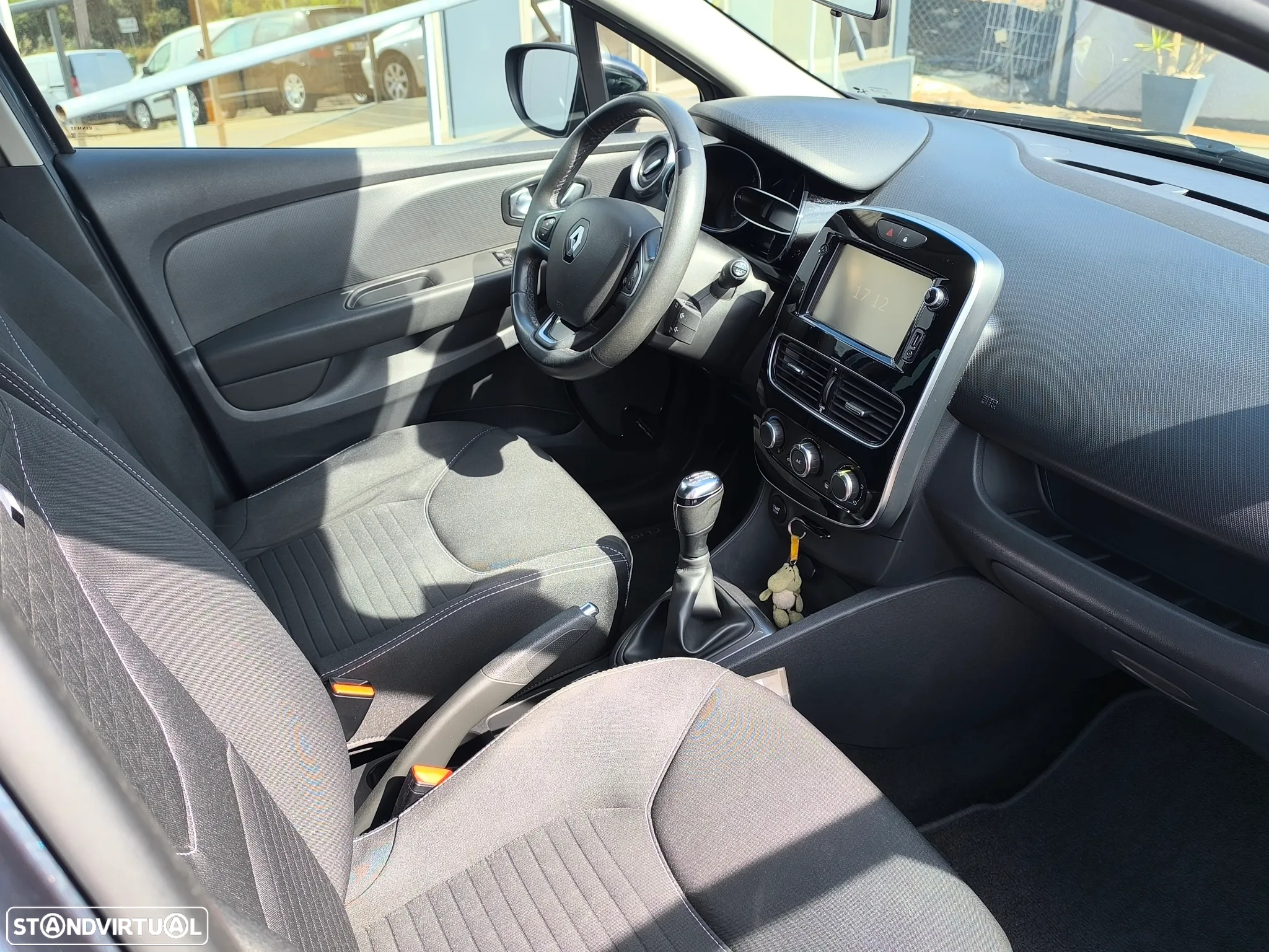 Renault Clio 1.5 dCi Limited - 10