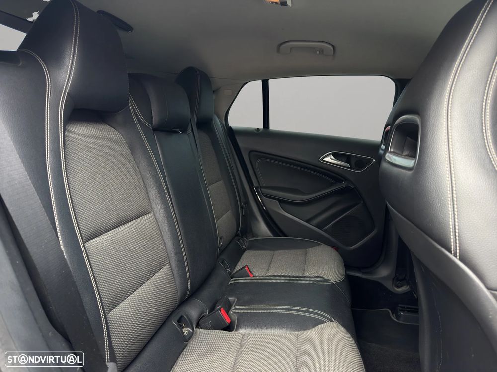 Mercedes-Benz CLA 180 d Shooting Brake Fleet Pack Plus - 18