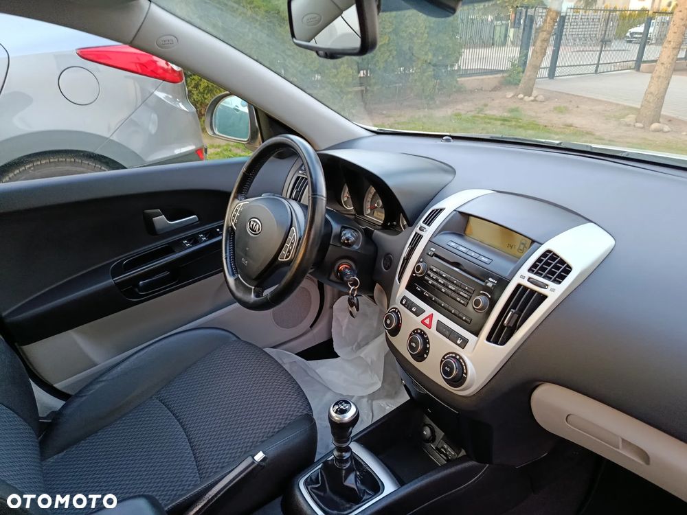Kia Ceed 1.6 CVVT EX - 20