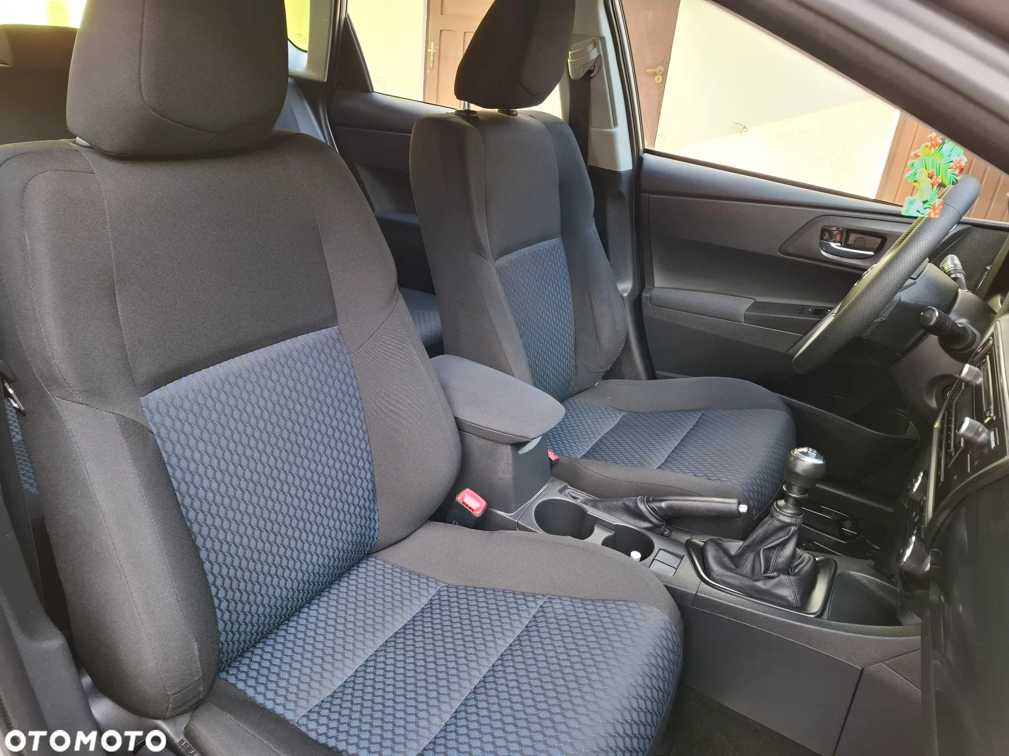 Toyota Auris - 17