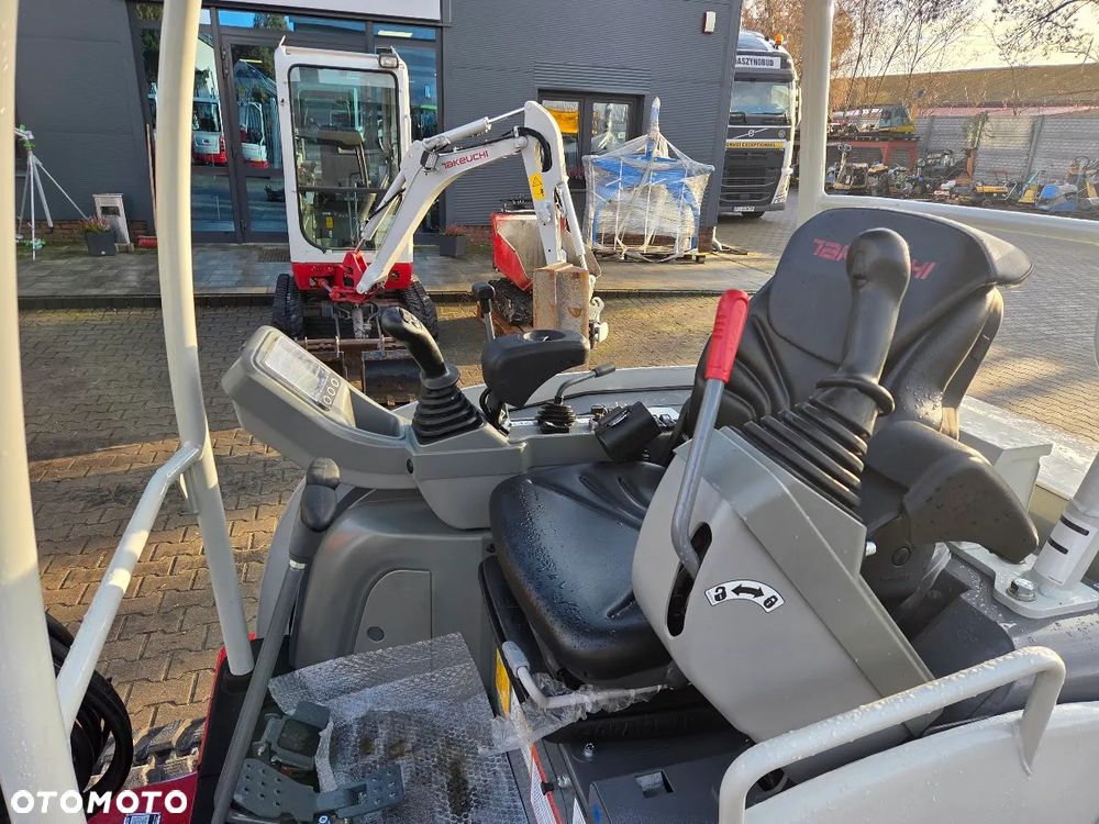 Takeuchi Minikoparka Koparka Gąsienicowa Takeuchi TB225 OKAZJA !! Nowa maszyna - 10