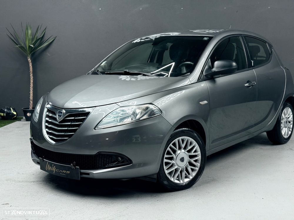 Lancia Ypsilon 1.3 MultiJet Gold - 2