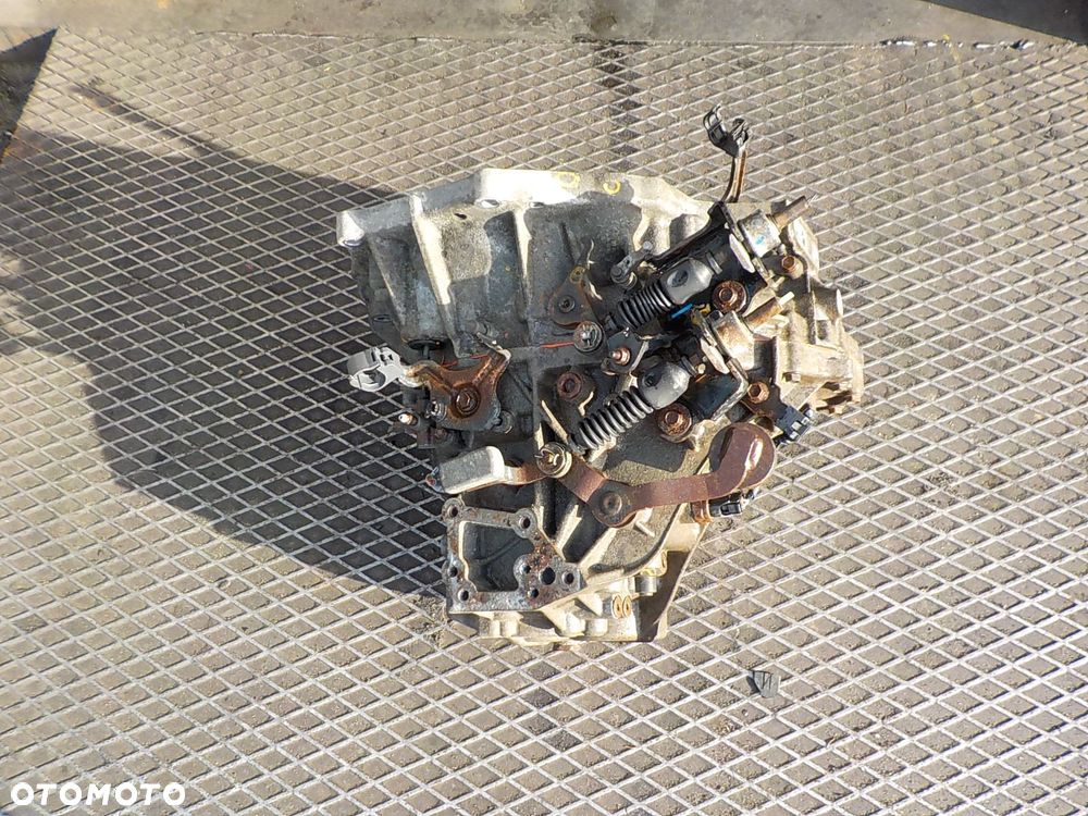 TOYOTA YARIS II 1.3 VVT-I SKRZYNIA BIEGÓW 31115-0D090 - 6