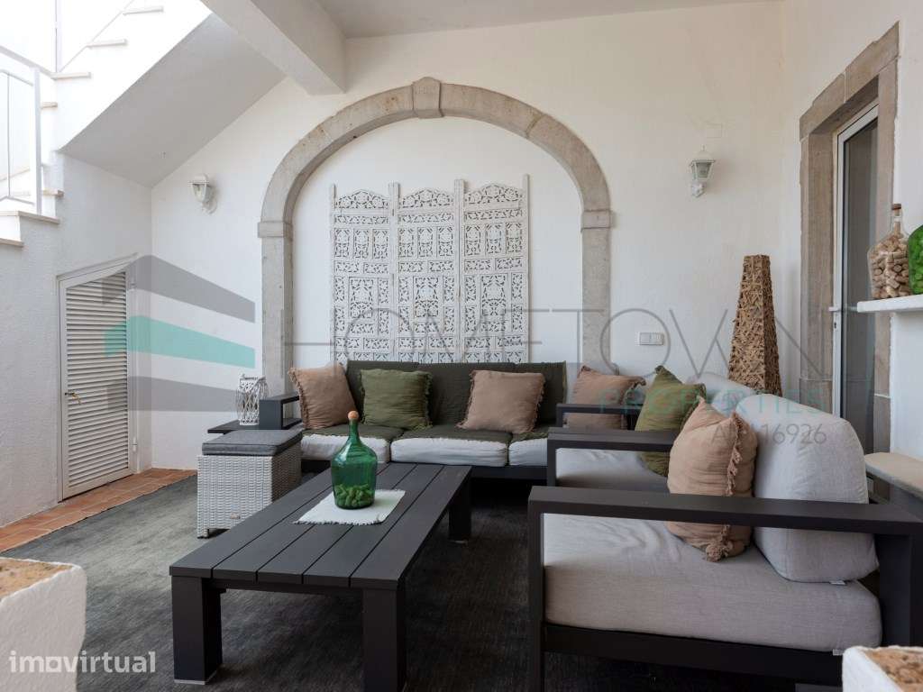 Moradia de Prestígio com 7 Quartos em Santa Bárbara de Nexe - Grande imagem: 4/56