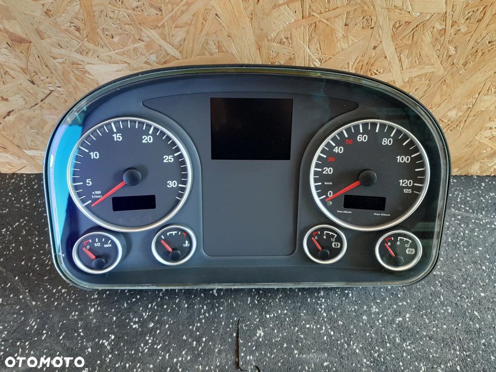^ MAN TGX EURO 6 LIFT LICZNIK ZEGARY 81272026286 81.27202-6286 - 1