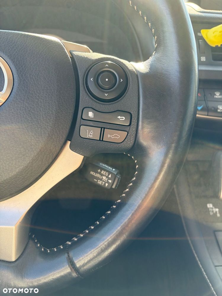 Lexus CT 200h Elegance - 24