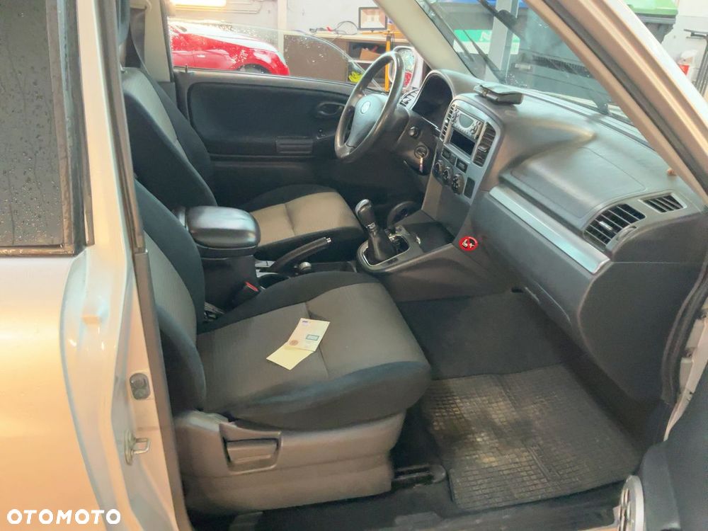 Suzuki Vitara 1.6 JX - 4