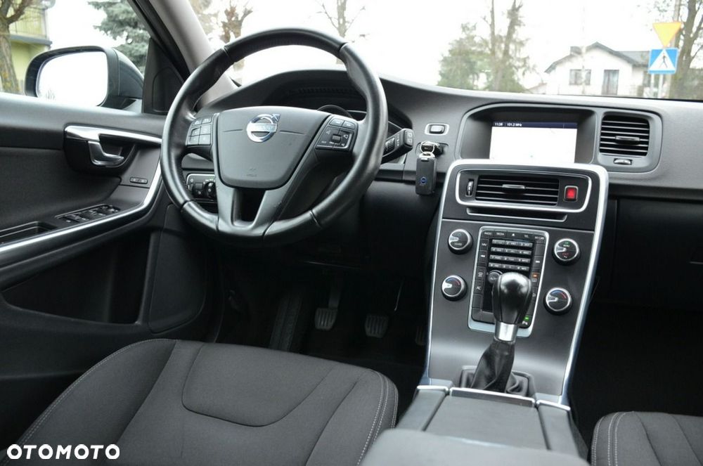 Volvo V60 - 23