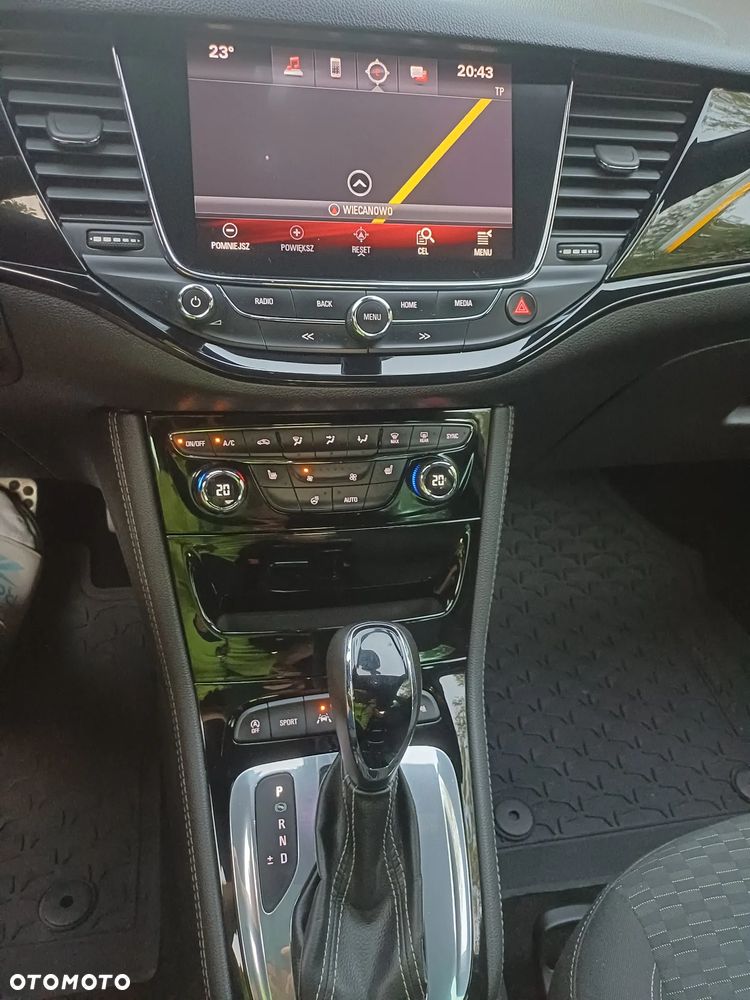 Opel Astra 1.4 T Dynamic S&S - 4