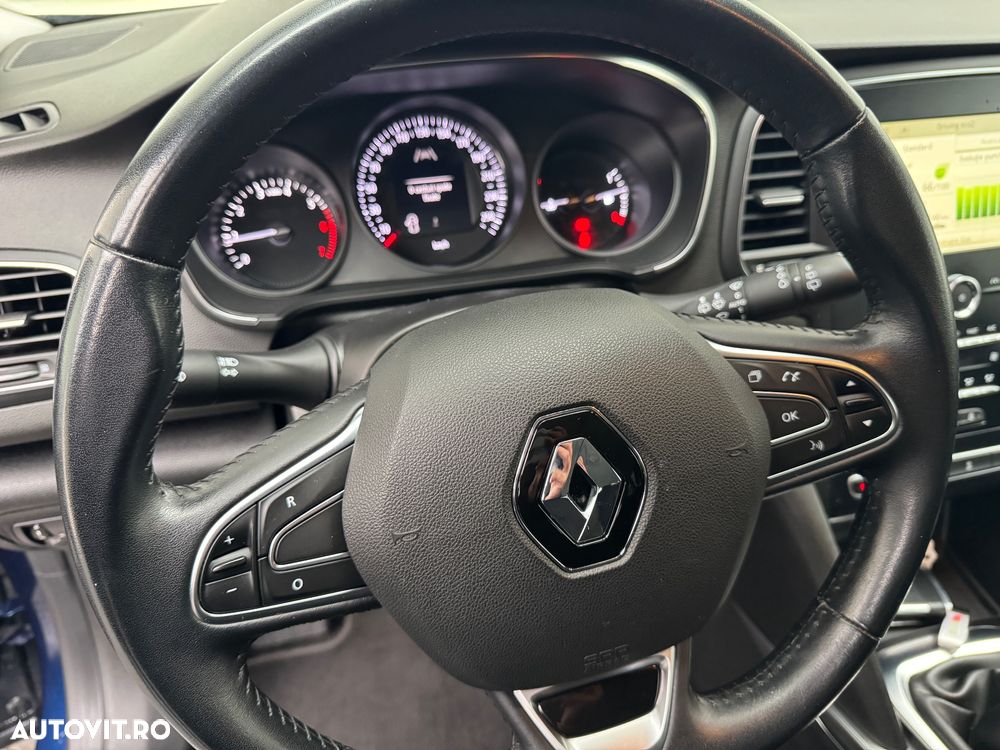 Renault Megane Grandtour TCe 140 GPF LIMITED - 16