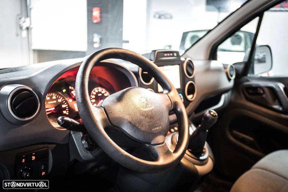 Peugeot Partner - 11