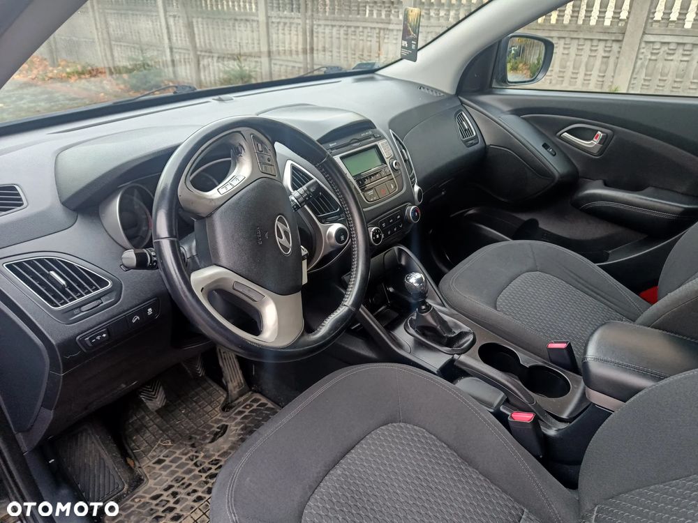 Hyundai ix35 - 11