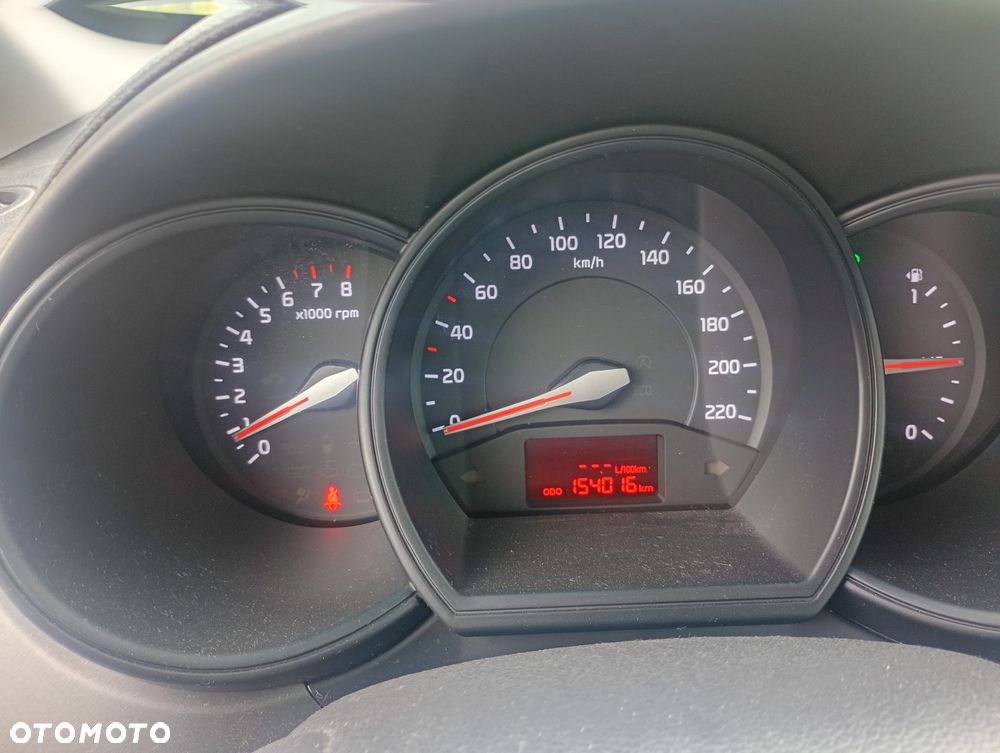 Kia Rio - 3