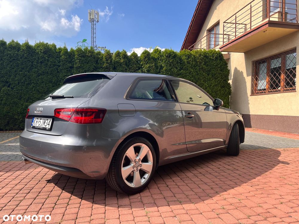 Audi A3 3-drzwiowe 2.0 TDI Ambiente S tronic - 16