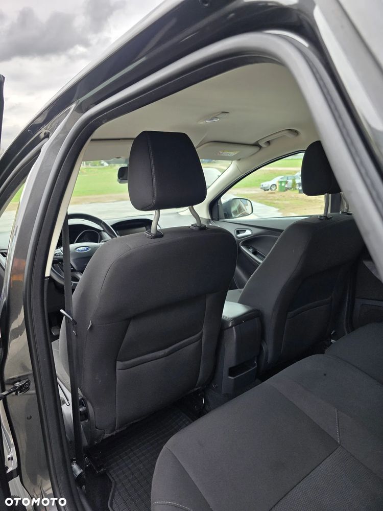 Ford Focus 1.0 EcoBoost Titanium - 30