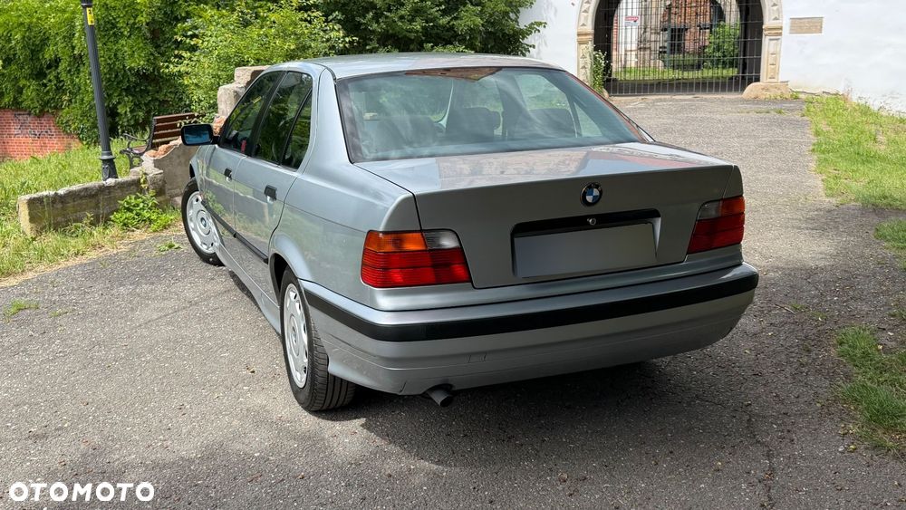 BMW Seria 3 - 8