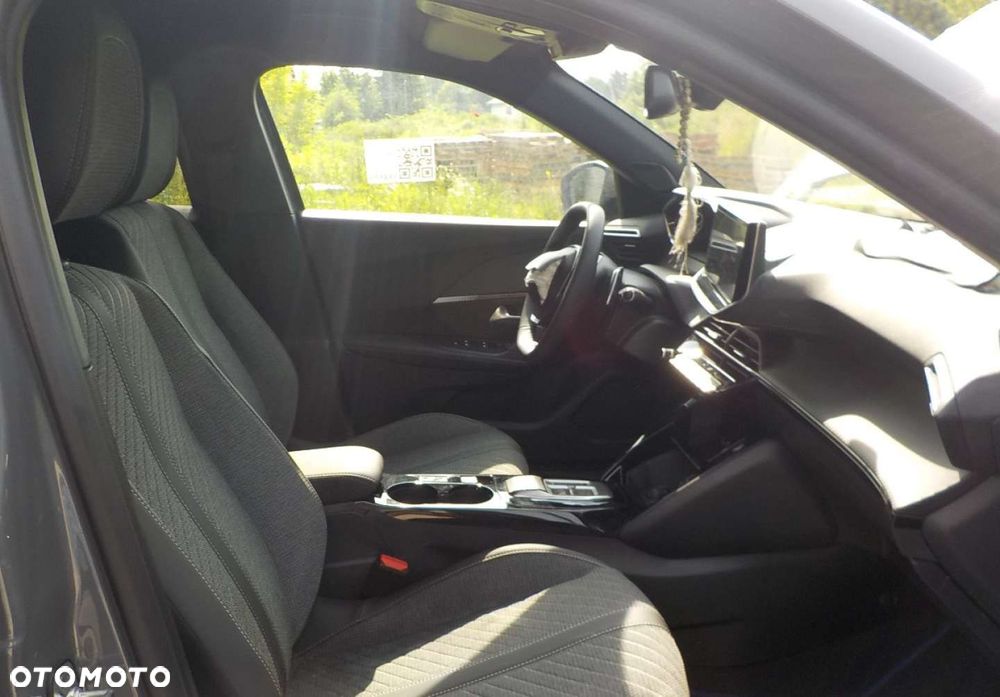 Peugeot 2008 - 25