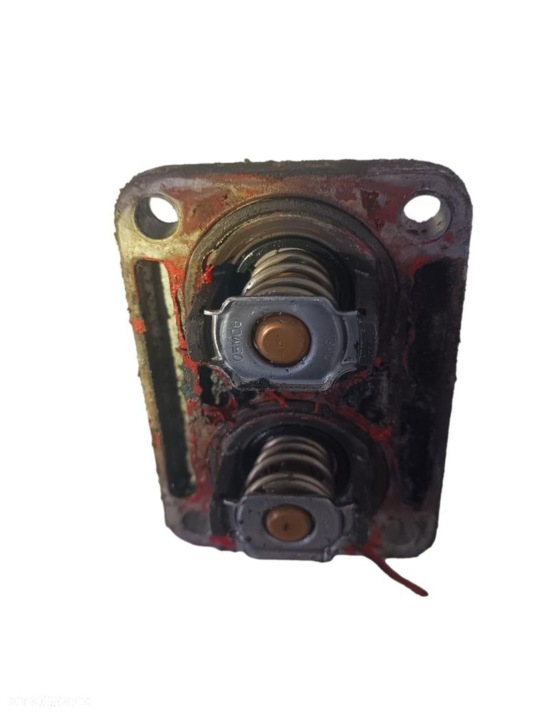 obudowa termostatu króciec termostaty vw lt 2.8 tdi ata auh 062121111a org. - 2