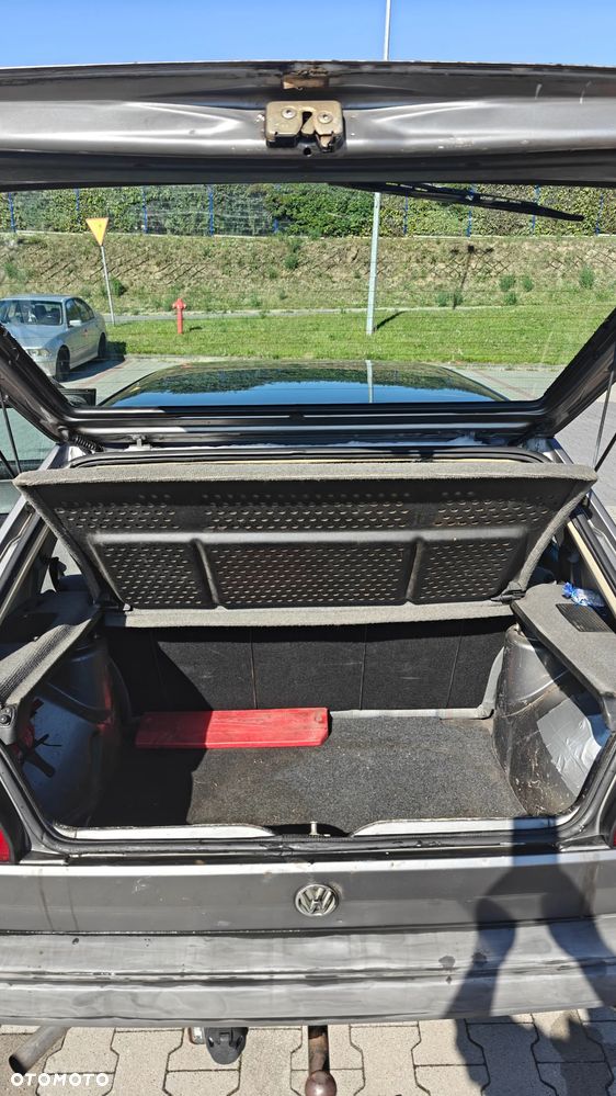Volkswagen Golf - 29