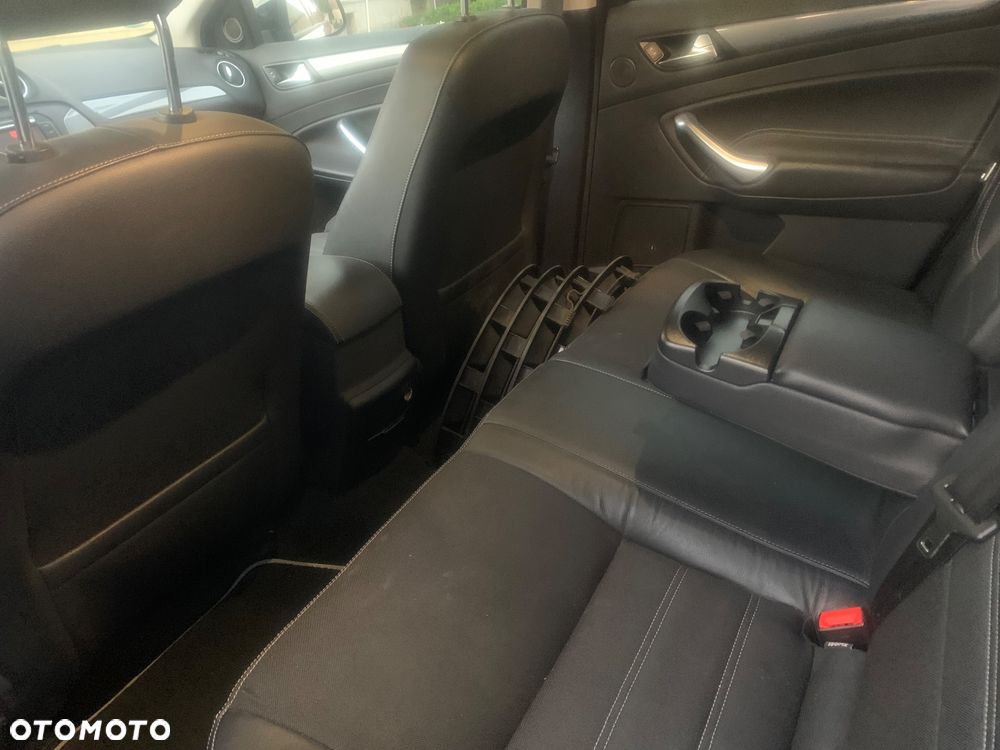 Ford Mondeo 2.0 TDCi Champions Edition - 14