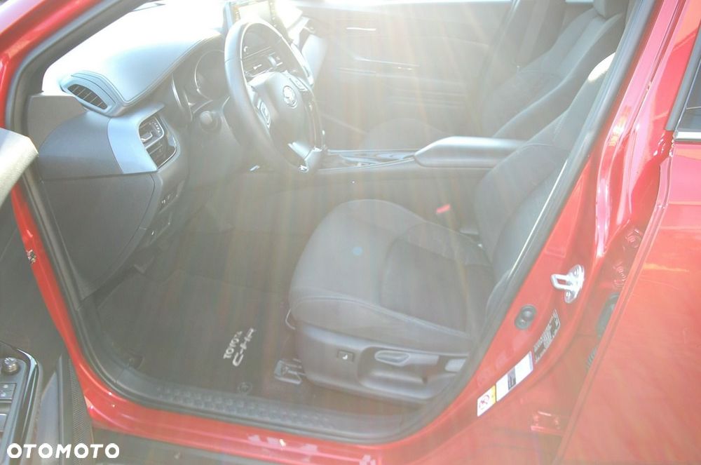 Toyota C-HR - 22