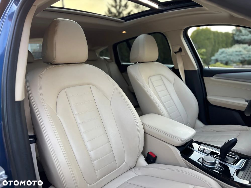 BMW X4 xDrive20d - 12