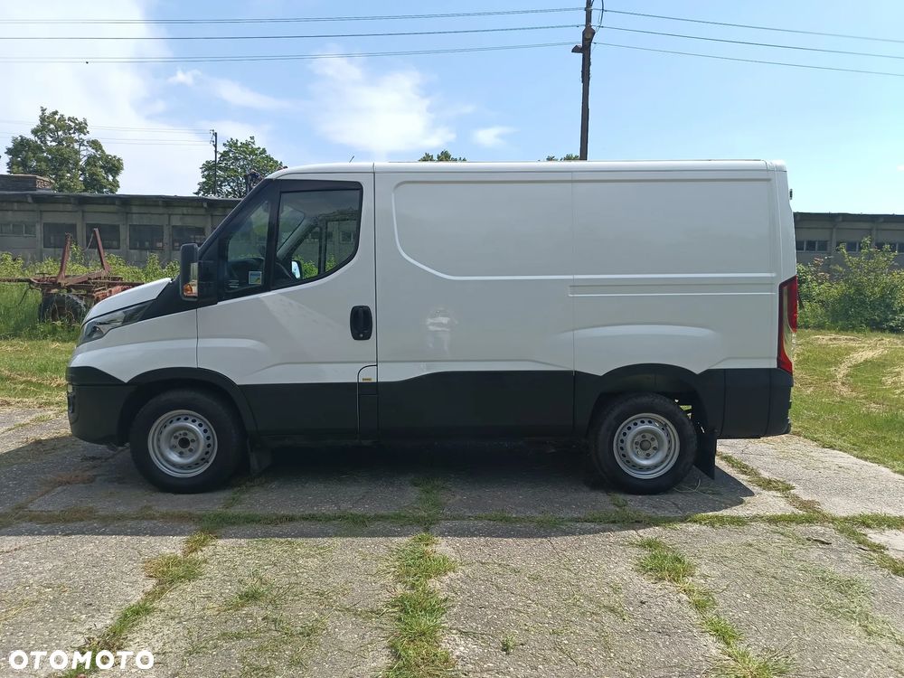 Iveco Daily L1H1 2.3 diesel 116 kM, automat 2019 rok EURO 6! WEBASTO, czujniki parkowania, sprowadzony ze Szwecji- NISKI ORGINALNY PRZEBIEG 146tyś. - 15