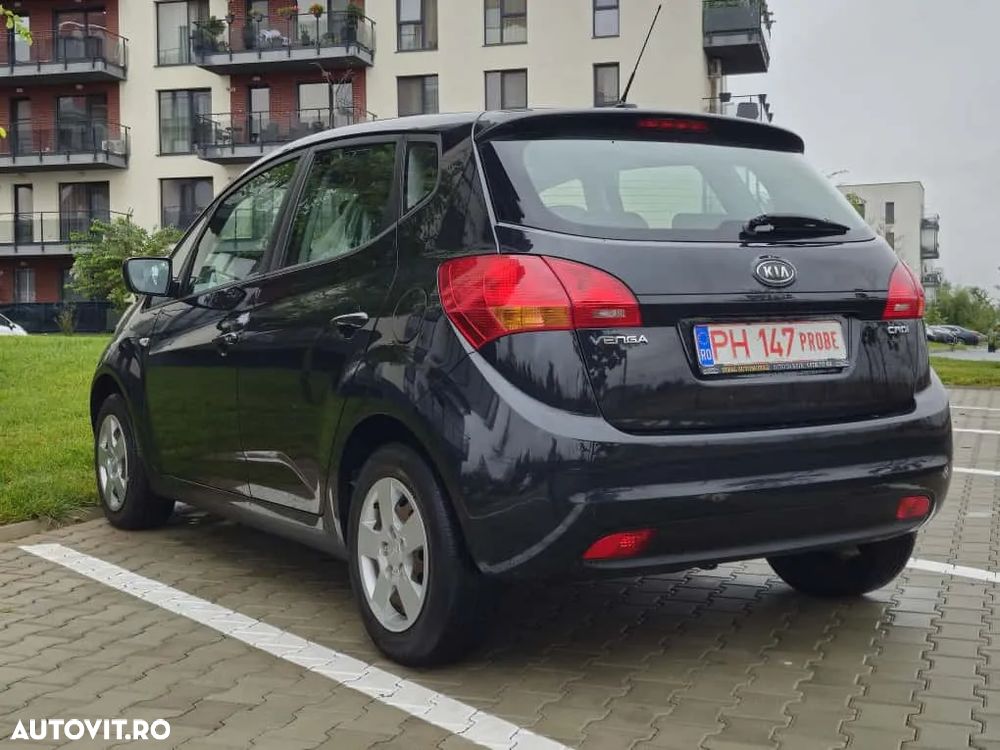 Kia Venga - 6