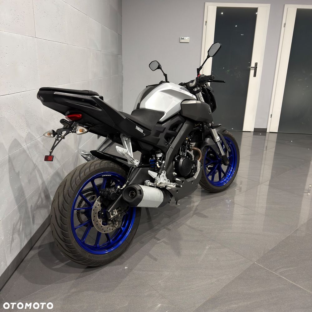 Yamaha MT - 3