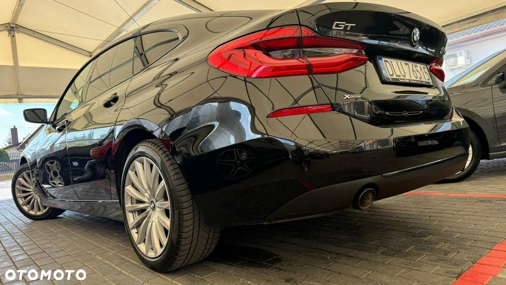 BMW 6GT - 21
