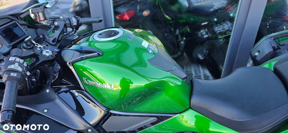 Kawasaki Ninja H2 SX - 32