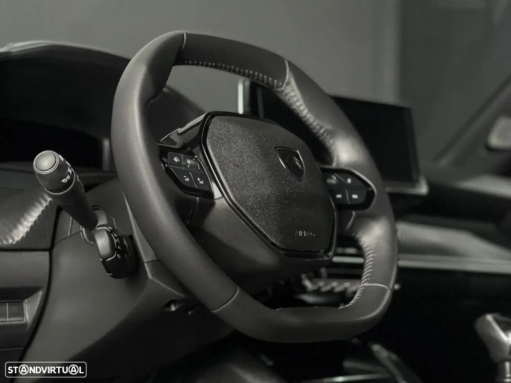 Peugeot 2008 - 5