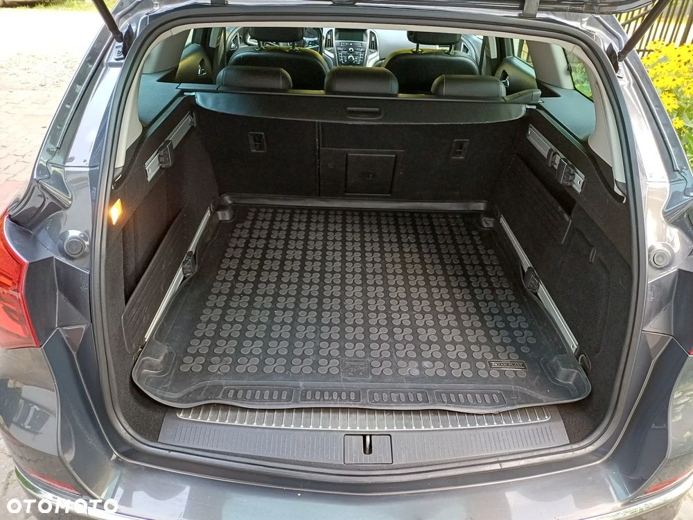 Opel Astra 1.6 CDTI Cosmo - 9