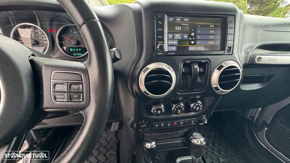 Jeep Wrangler - 19