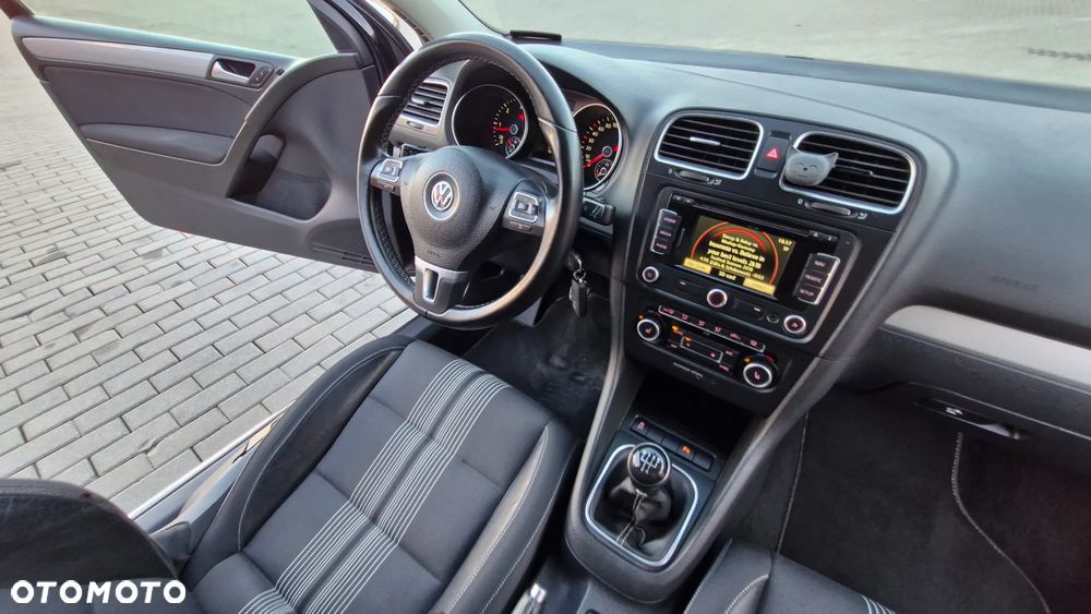 Volkswagen Golf 1.6 TDI DPF MATCH - 30