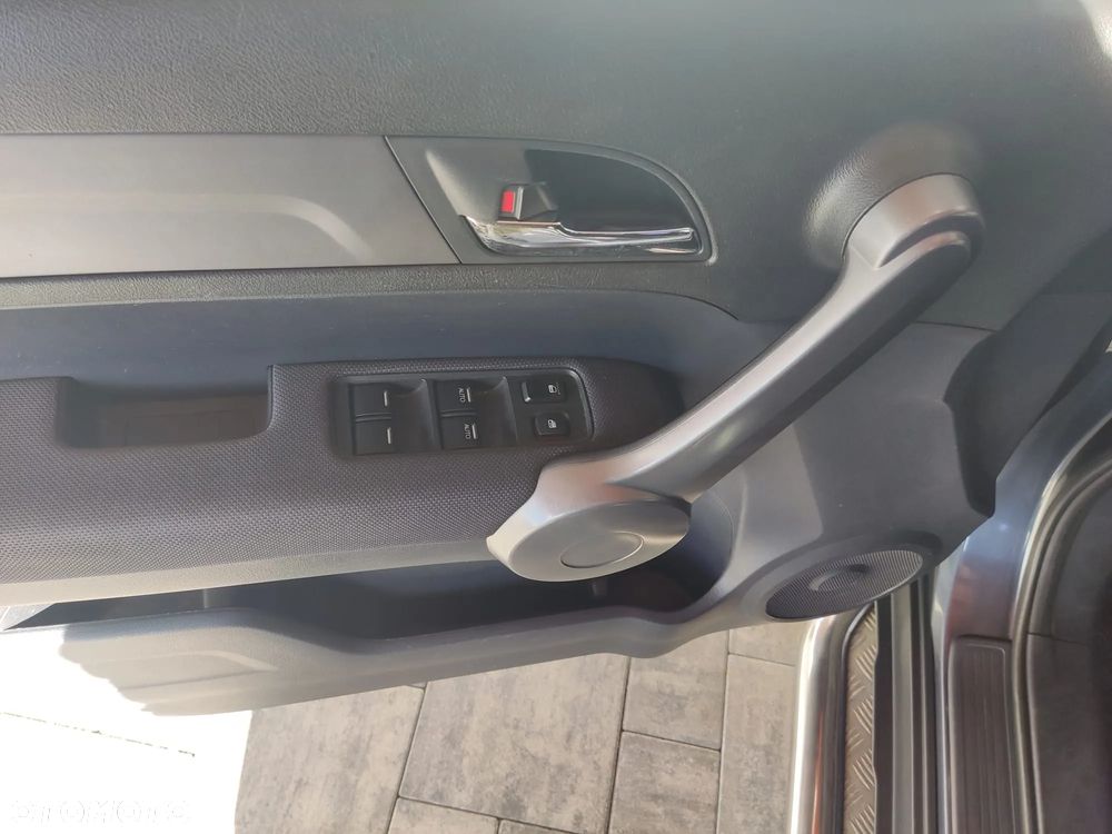 Honda CR-V - 11