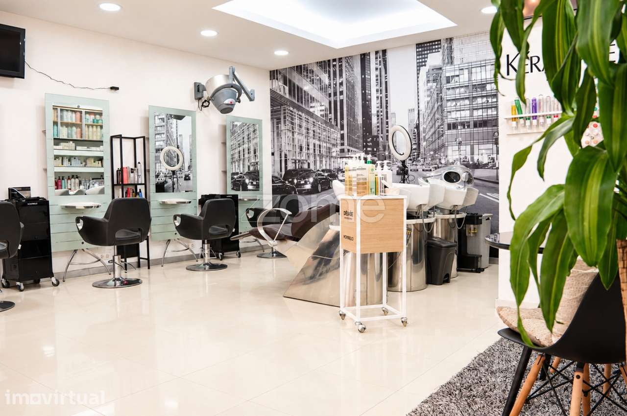 Trespasse de Salão de Cabeleireiro e Estética Equipado | Vermoim, M... - Grande imagem: 4/19