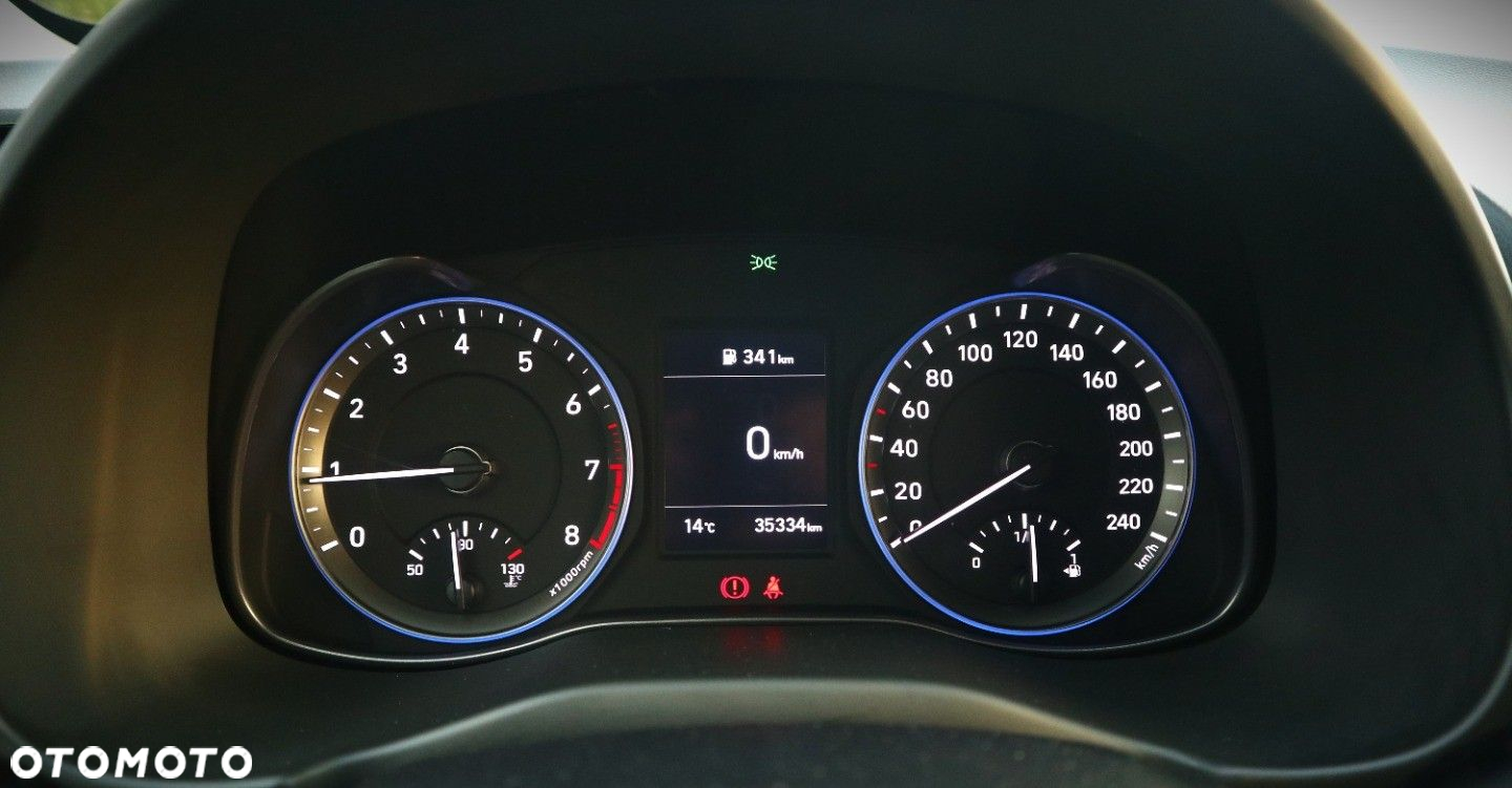 Hyundai Kona - 17