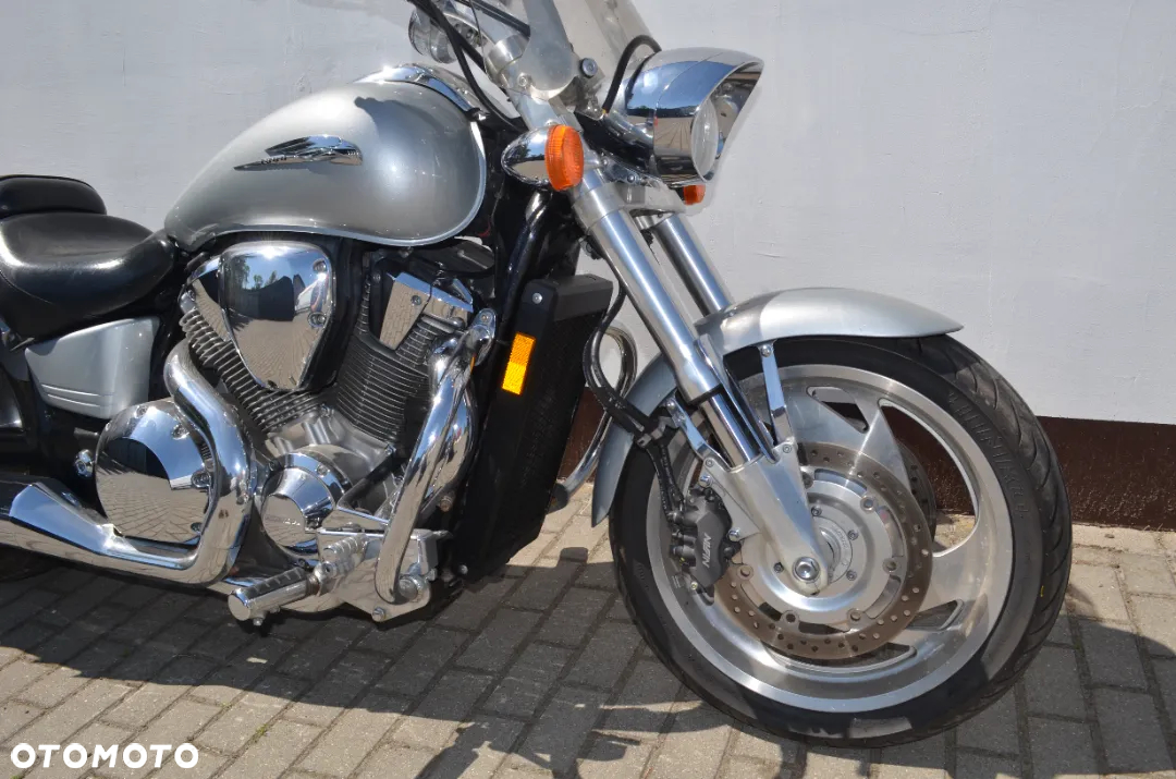 Honda VTX - 19